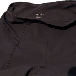 Zella flare & split ankle pants size Small